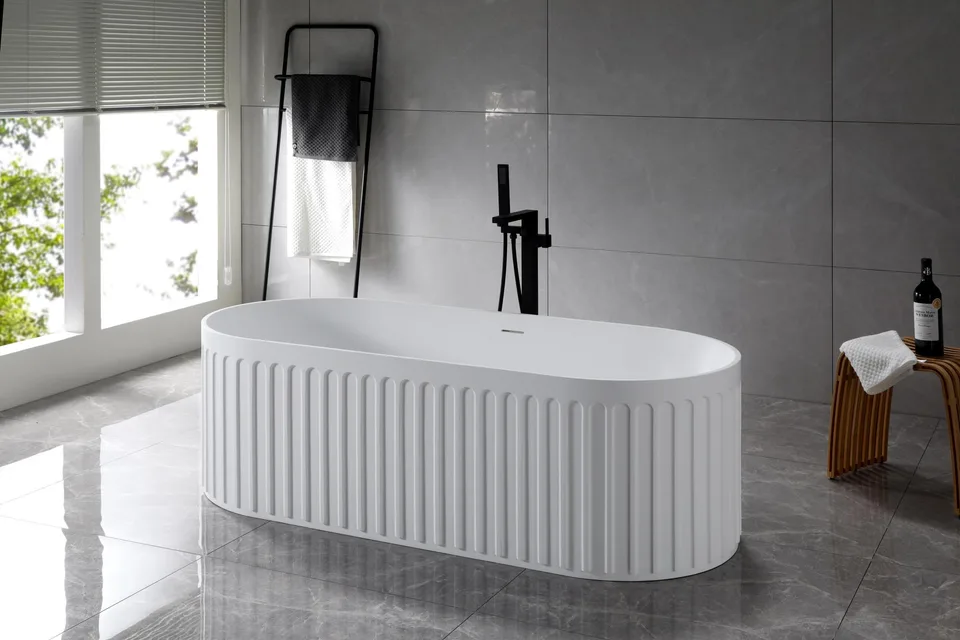 Ванна из искусственного камня Solid Surface BelBagno BB-BOHEME-170-75-55-SSB