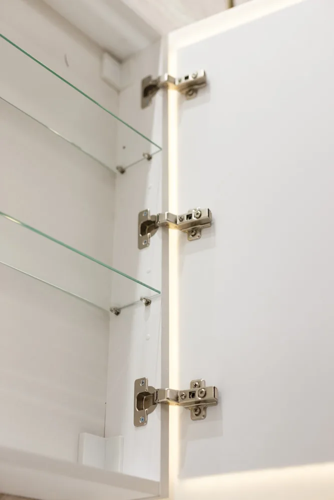 Зеркало-шкаф BelBagno SPC-MAR-600/800-1A-LED-TCH