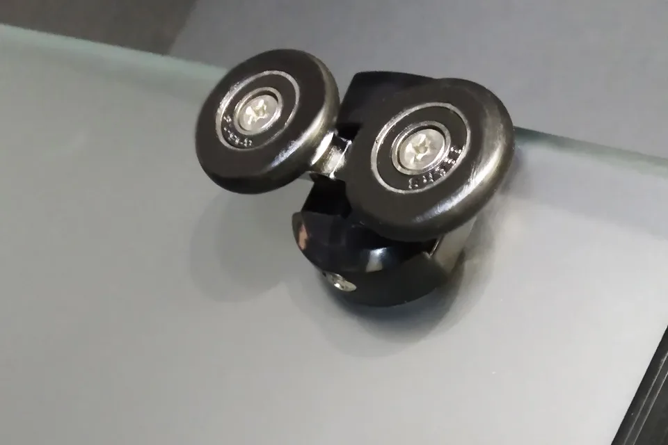 Душевой угол RB 100BK-C (матовое)