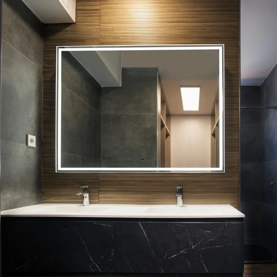 Зеркало Silver Mirrors Ливия 100*80 с Led-подсветкой инфракрасный выключатель