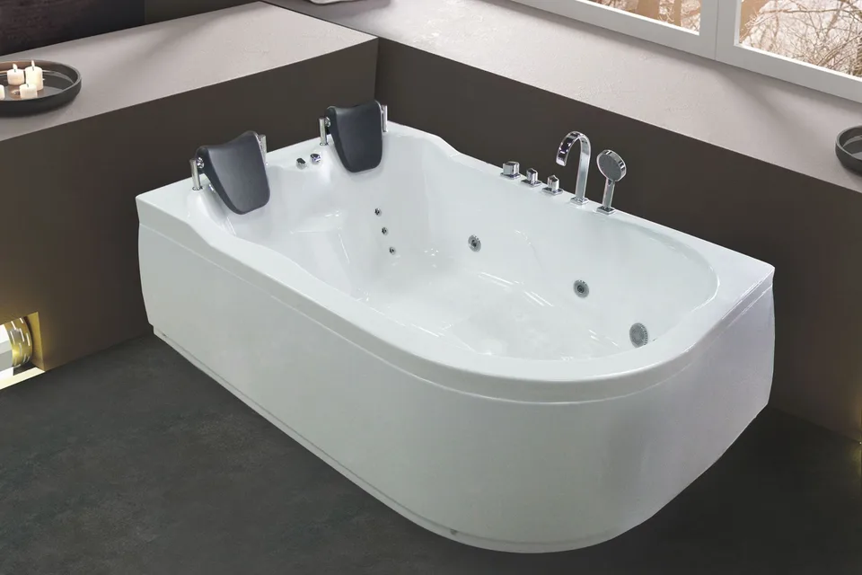 Акриловая ванна NORWAY RB331100 c каркасом 180х120х66 L
