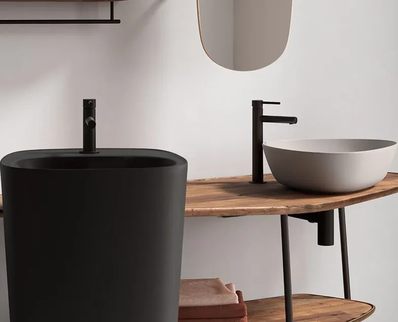 Смеситель Vitra Origin A4255536 для раковины черный матовый