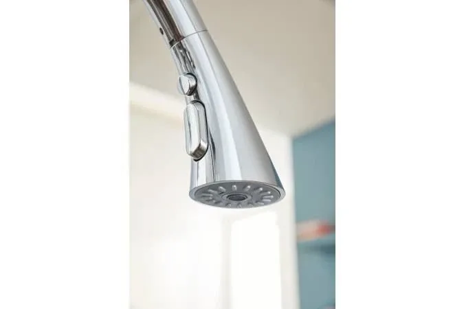 Смеситель Grohe Zedra New 32294002 для кухни с выдвижным изливом хром