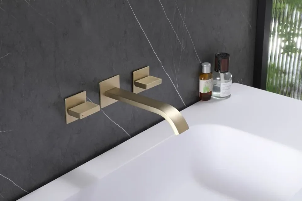 Смеситель для раковины ABBER Wasserfall AF8612G скрытого монтажа, золото матовое