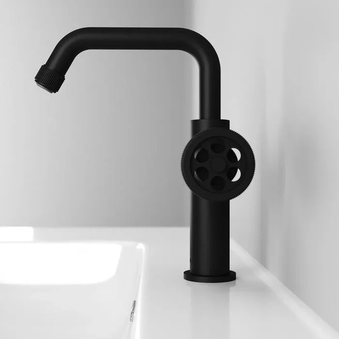 Смеситель Iddis Гранж (Grange) GRABLR0i01 для раковины черный матовый