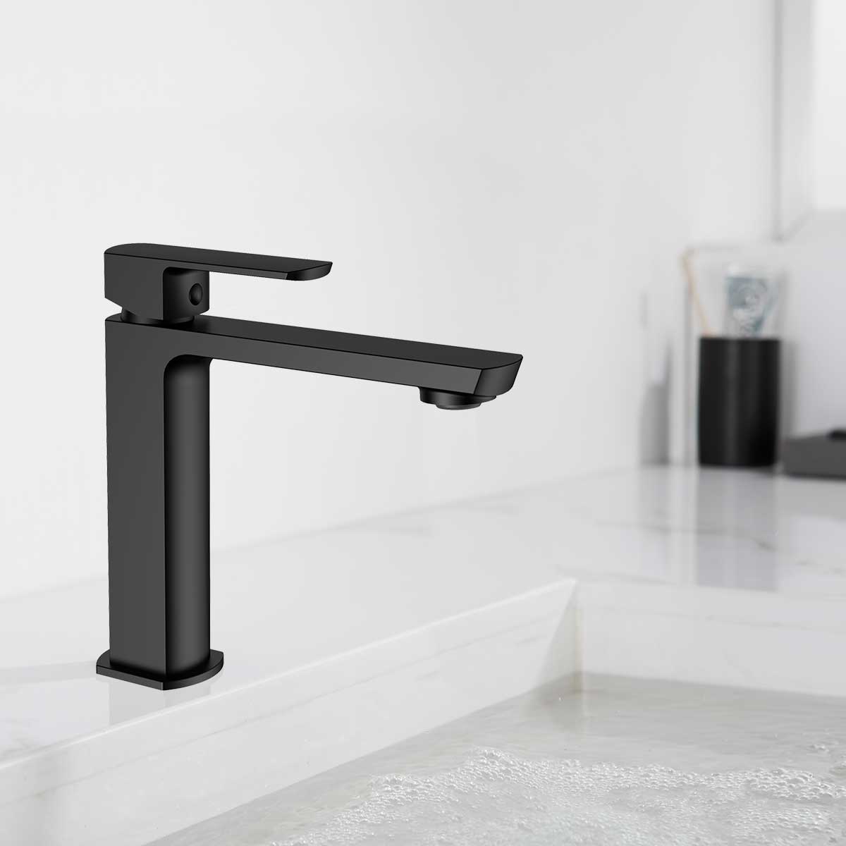 Смеситель Vincea Некст (Next) VBF-1N1MB на раковину черный
