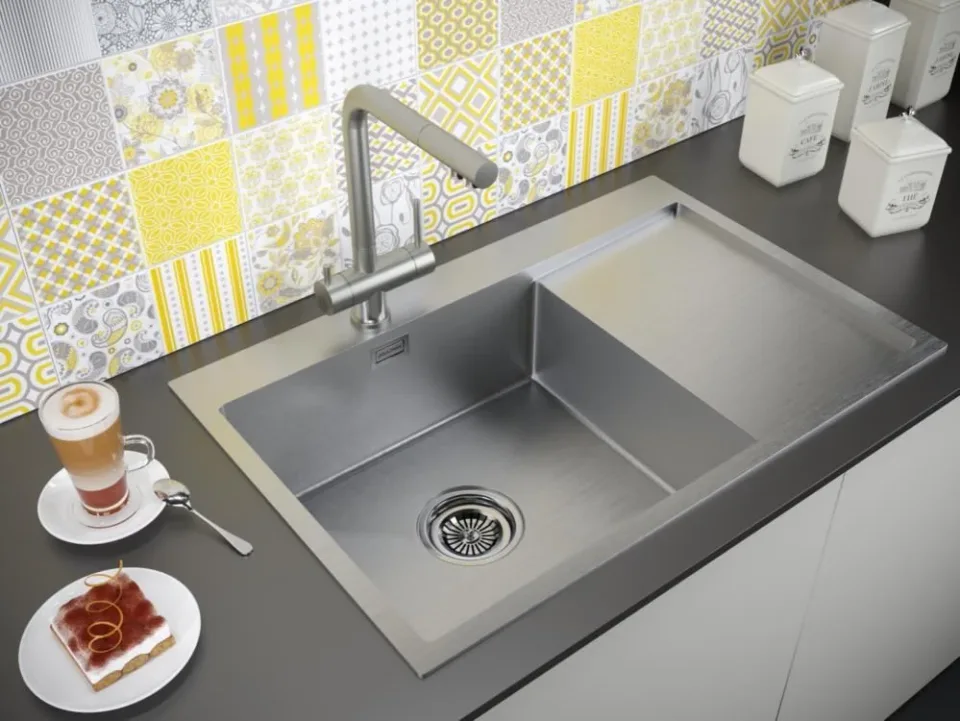 Смеситель Paulmark Skalen Sk213020-SS для кухни с функцией подключения фильтра сталь