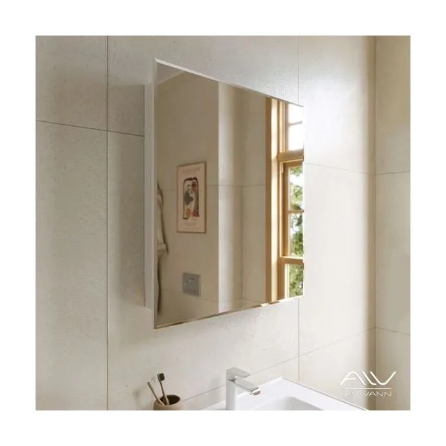 Зеркало-шкаф Alavann Paris 70 см СШН-55-0700-00 белый
