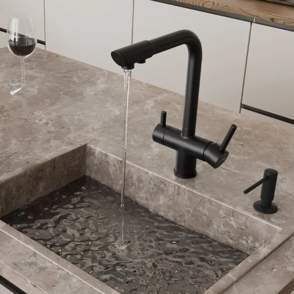 Смеситель WasserKRAFT A8367 для кухни под фильтр, черный Soft-touch