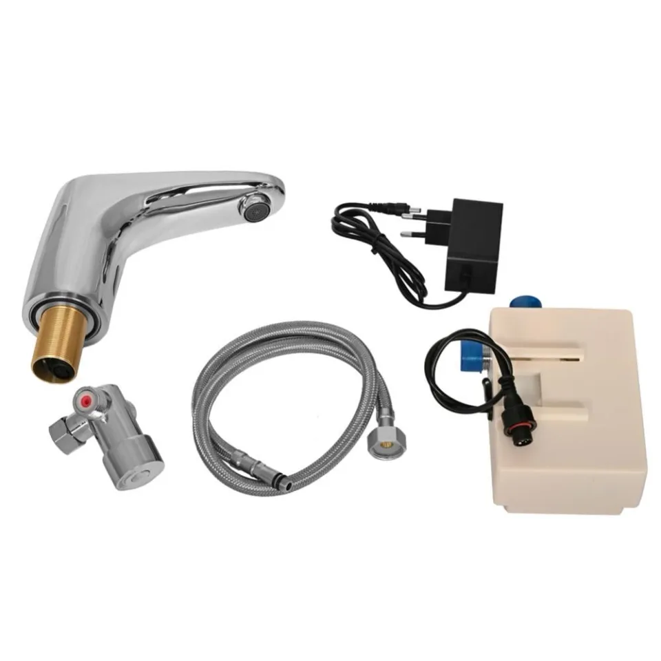 Сенсорный смеситель Raiber Sensor для раковины RSF88121 хром