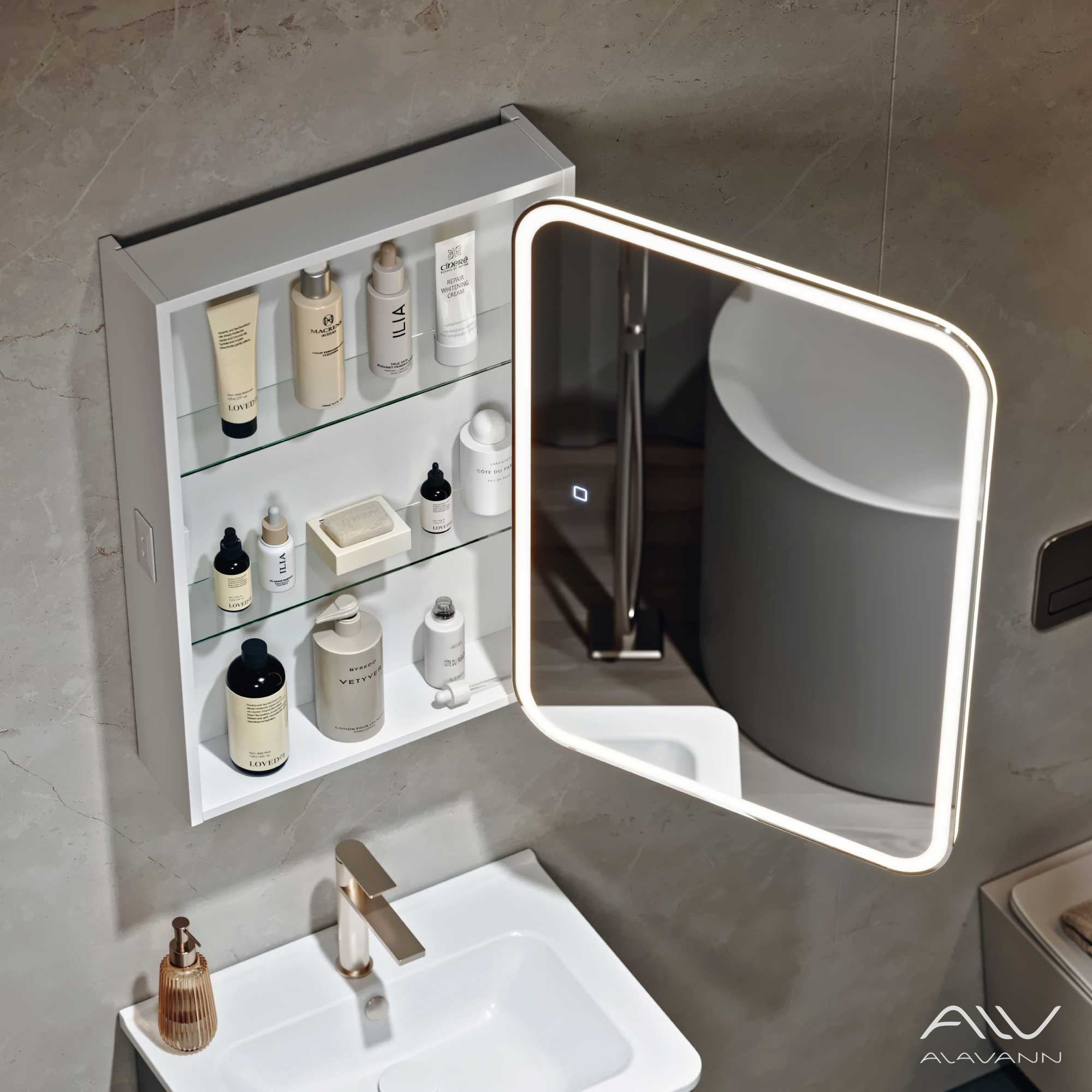 Зеркальный шкаф Cosmetic Light 50 с подсветкой и приближением Alavann ALV1174001