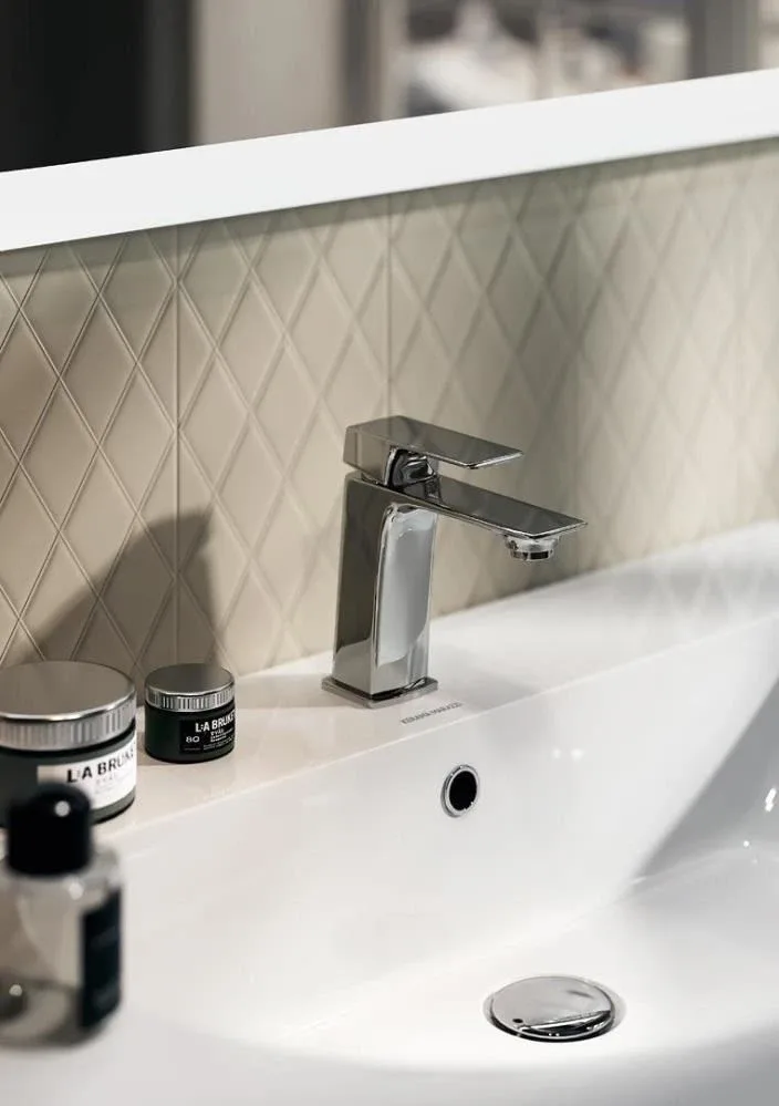 Смеситель Kerama Marazzi Fioretto V2CR205KM для раковины хром