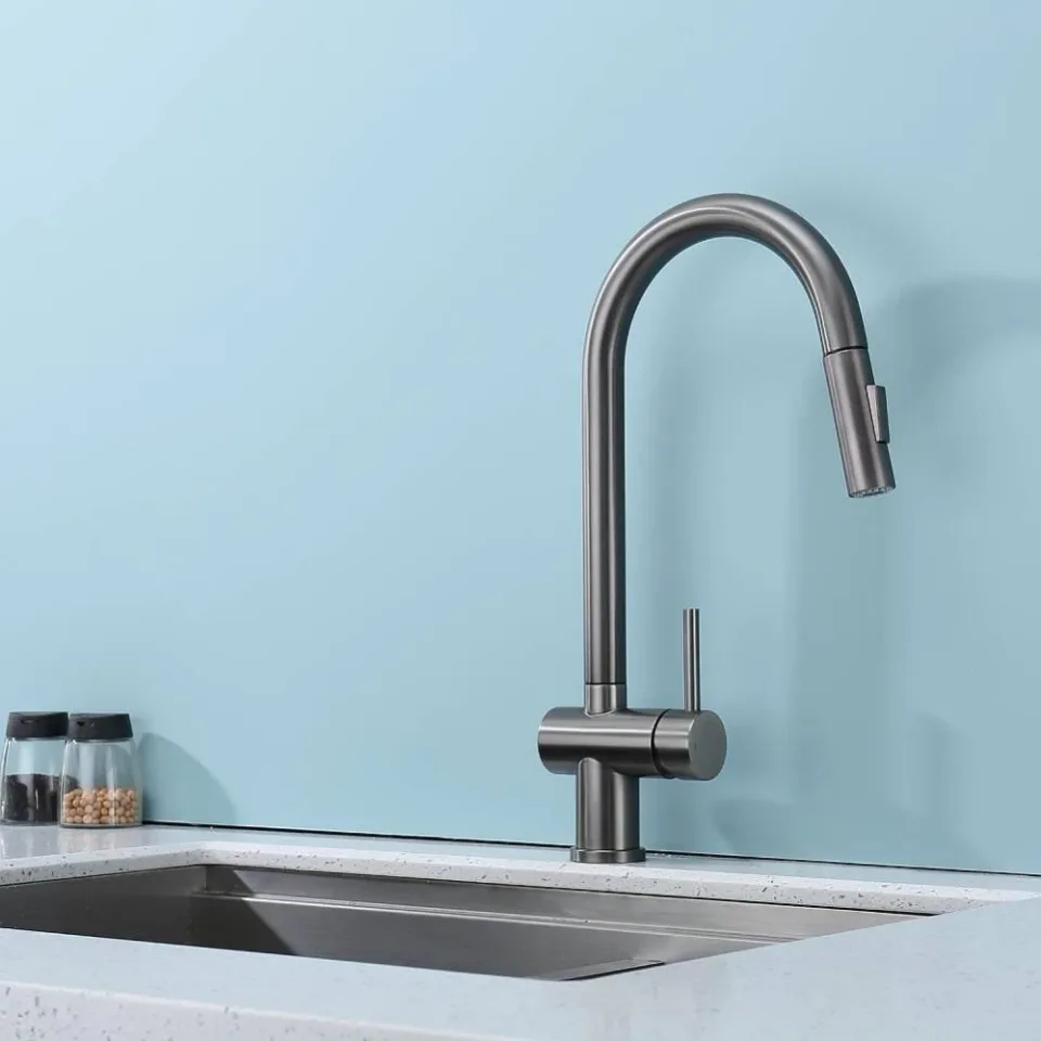 Смеситель Splenka S204.49.09 для кухни с выдвижным изливом графит