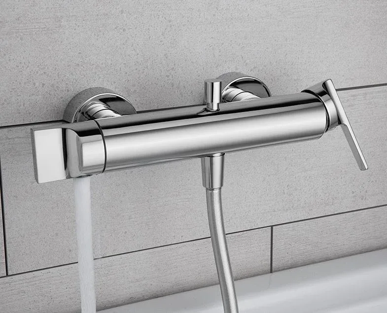Смеситель Vitra Suit A42488EXP для душа