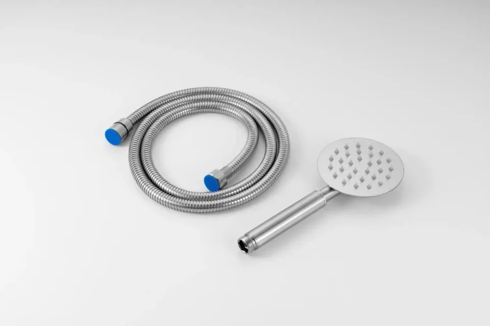 Смеситель Knotlor Течение/StreamLine SS-03 универсальный с душевыми аксессуарами сатин