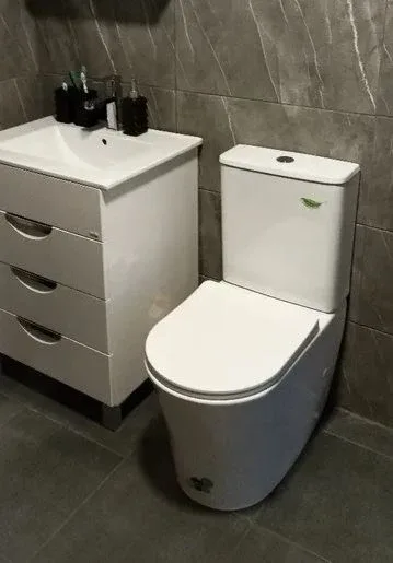 Унитаз-компакт Ceruttispa Adige CT7836 36,5*62 безободковый с крышкой-сиденьем микролифт Slim