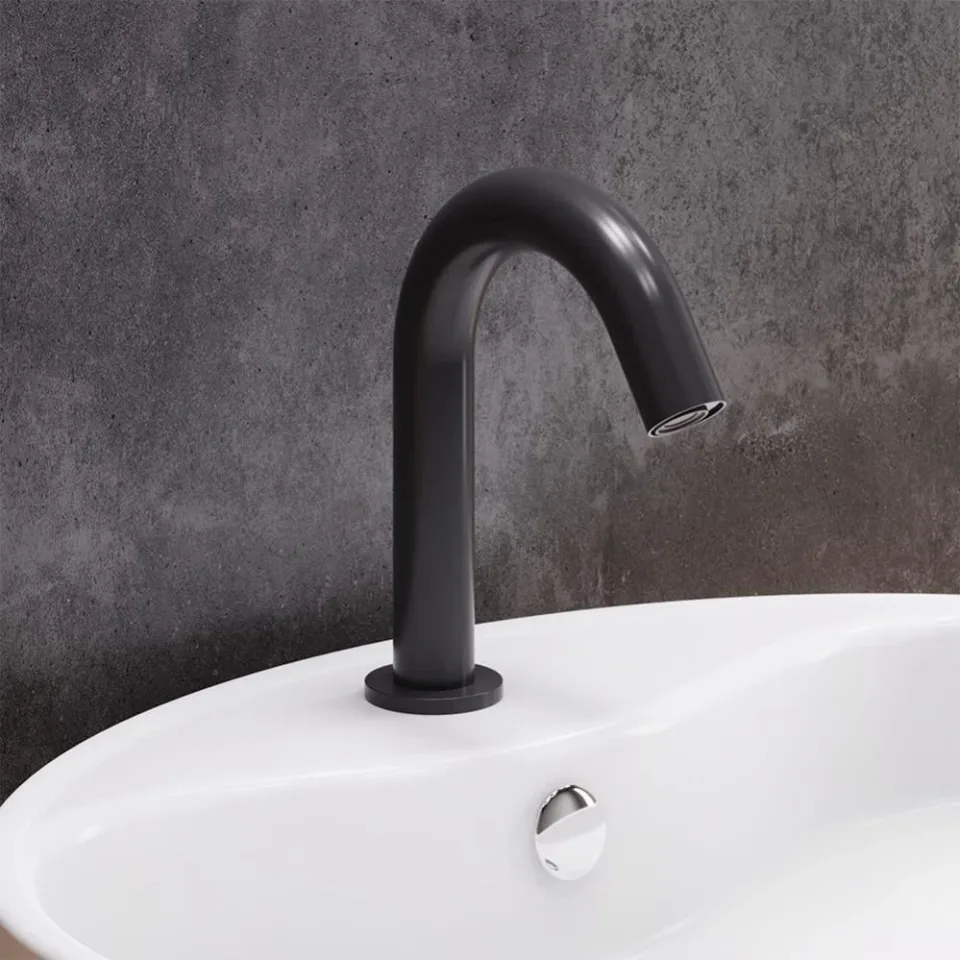 Сенсорный смеситель Damixa Scandinavian Pure 360290300 для раковины черный матовый