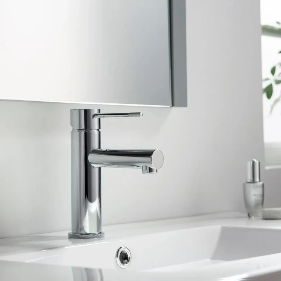 Смеситель Timo Saona 2361/00F для раковины хром
