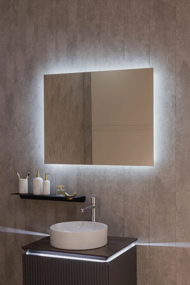 Зеркало Silver Mirrors Daster 70*90 с интерьерной Led-подсветкой инфракрасный выключатель