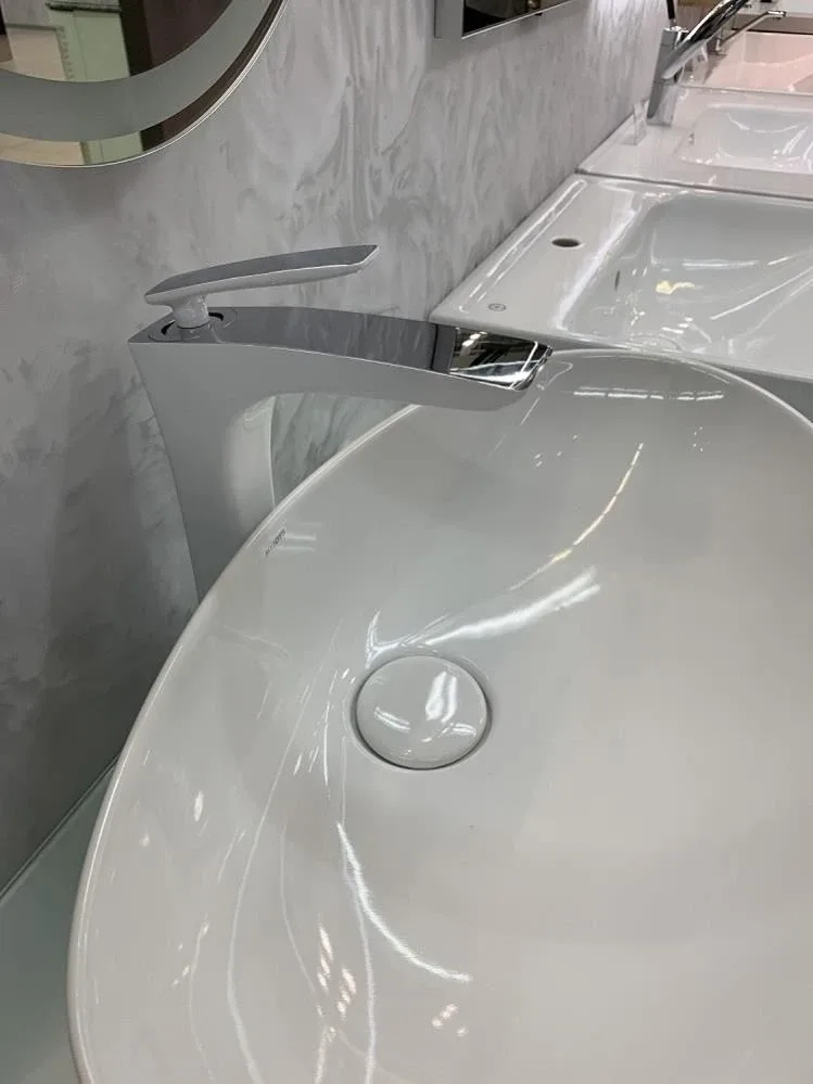 Смеситель Timo Helmi 4011/00-16F для раковины хром-белый