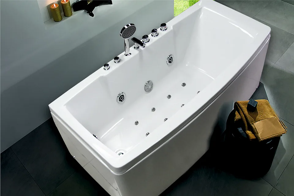 Акриловая ванна FATO RB326100 170х85х60