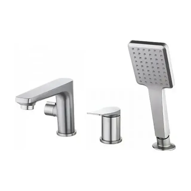 Смеситель на борт ванны Lemark Bronx LM3745GM на 3 отверстия графит