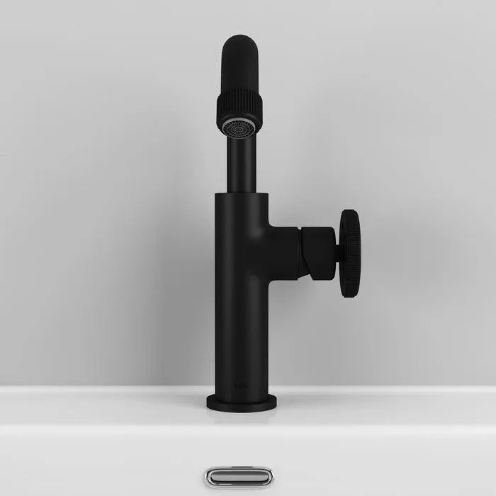 Смеситель Iddis Гранж (Grange) GRABLR0i01 для раковины черный матовый