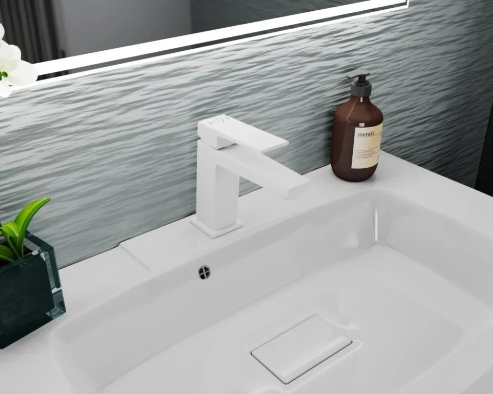 Смеситель Rush Thira TR3635-12White для раковины белый матовый