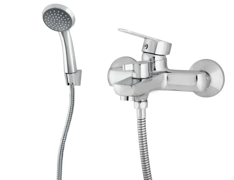 Смеситель Rusant RV7020015-011 для ванны и душа с душевыми аксессуарами хром