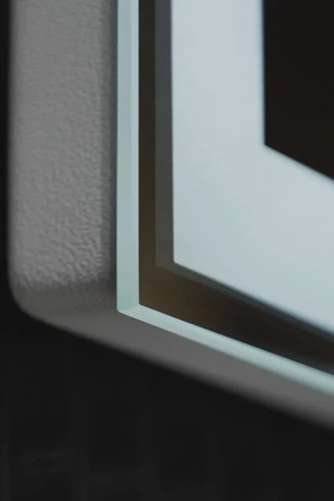 Зеркало Silver Mirrors Рига 77*77 с Led-подсветкой инфракрасный выключатель