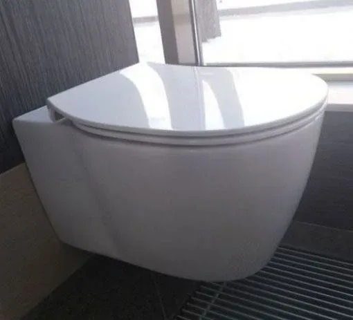 Подвесной унитаз Ideal Standard Connect 36,5*54 безободковый с крышкой-сиденьем