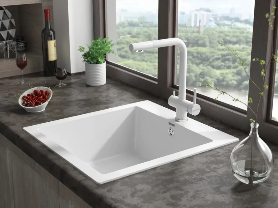 Смеситель Paulmark Skalen Sk213020-431 для кухни с функцией подключения фильтра белый матовый