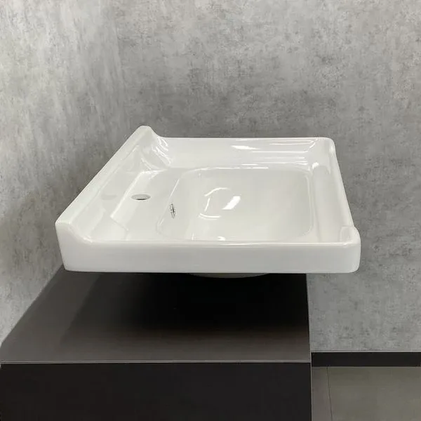 Встраиваемая раковина Comforty 9335-70 72*47 белая